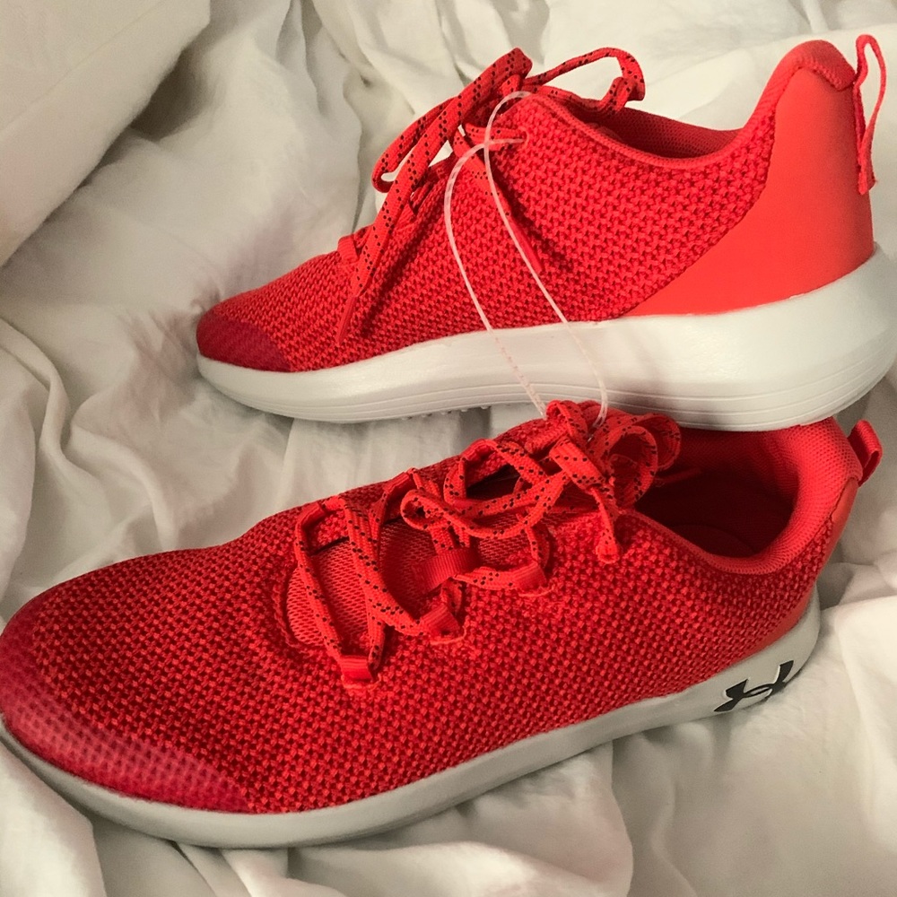 NWOT Red UA shoes
